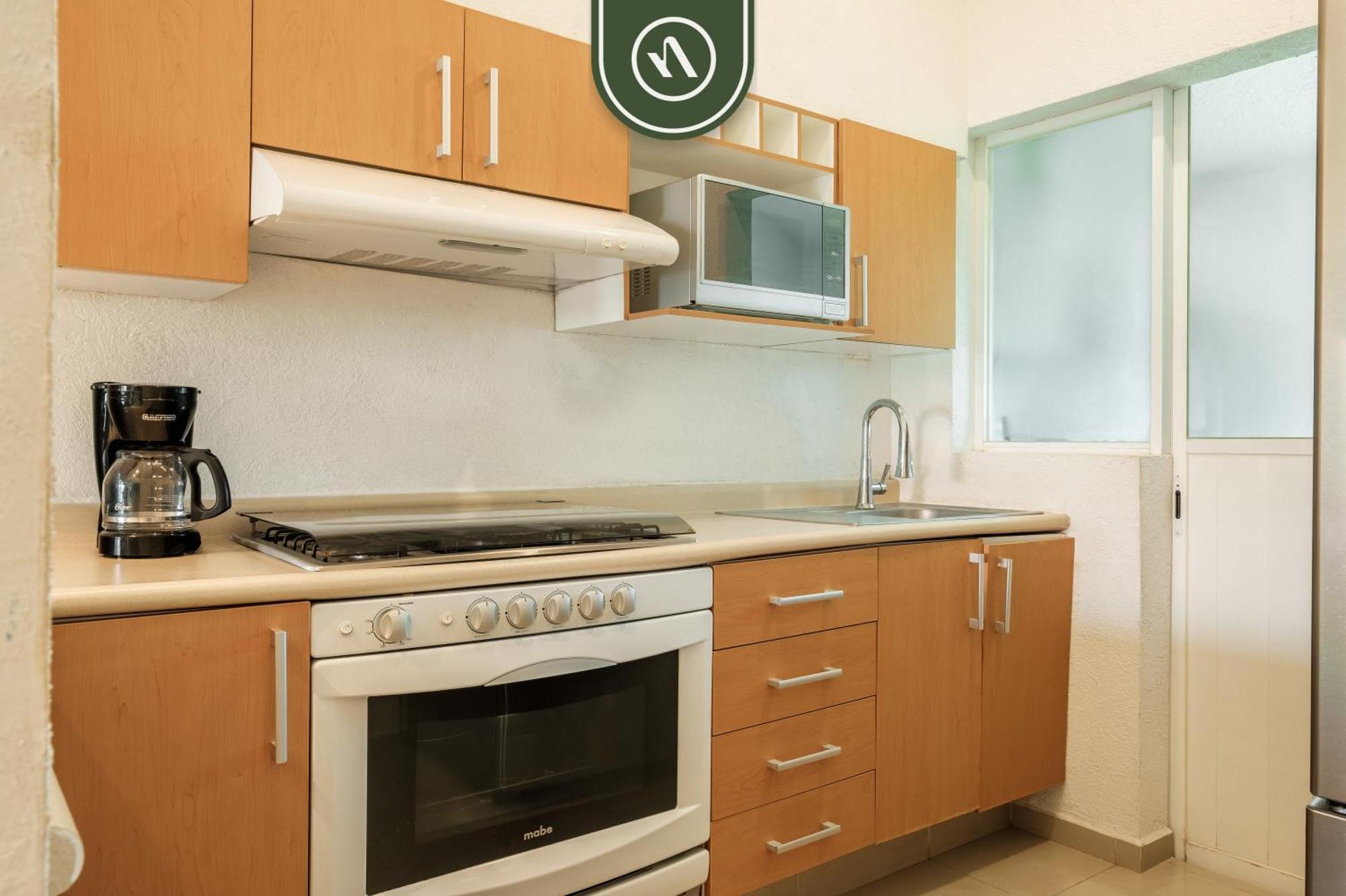 2br House - Private Patio - Acapulco