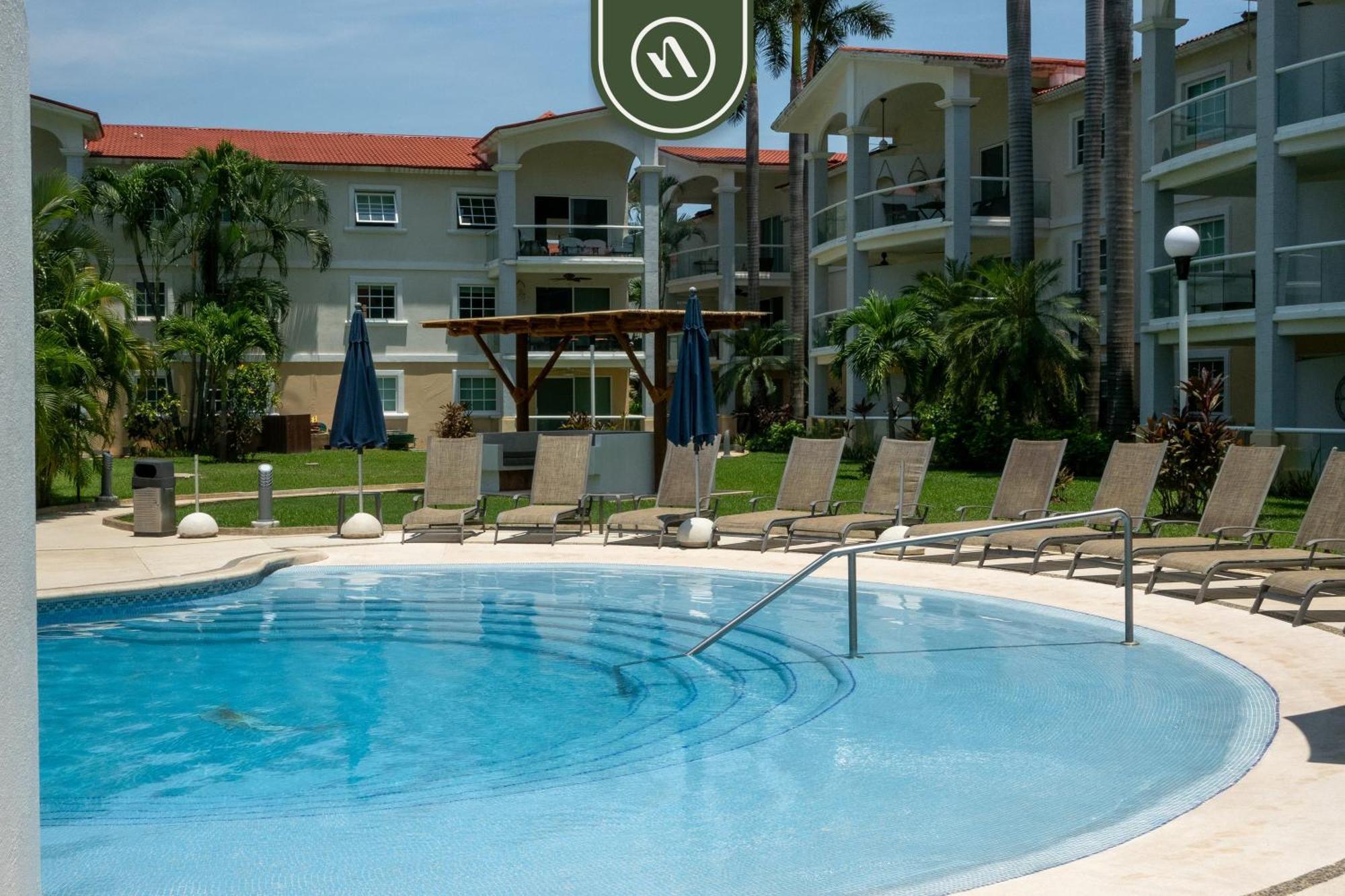 2br House - Private Patio - Apartamento