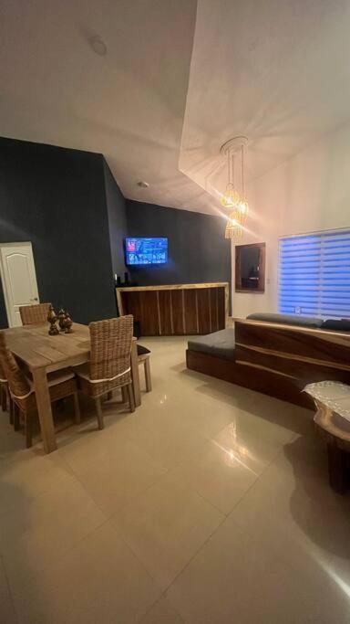 Departamento Rubi En Diamante Lakes Apartment