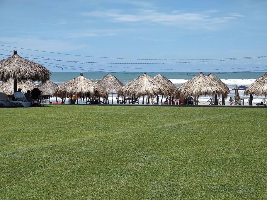 Hermoso Departamento Con Club De Playa En Diamante * Acapulco