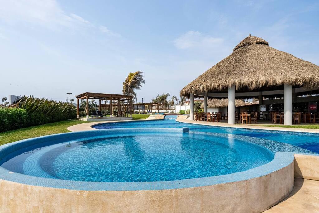 Hermoso Departamento Con Club De Playa En Diamante Apartamento