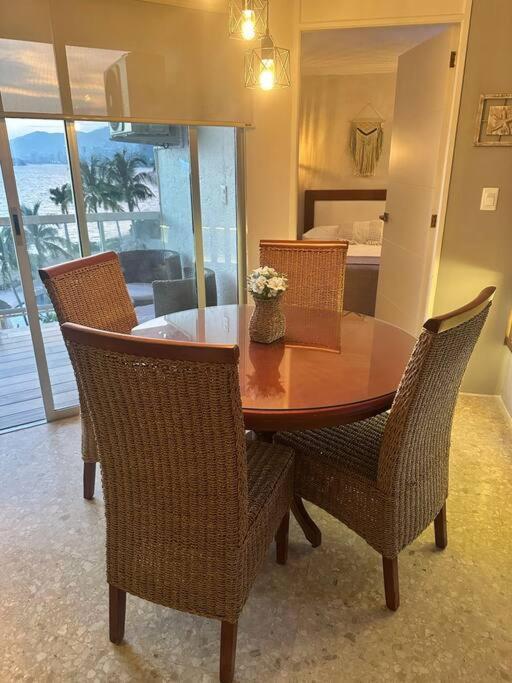 Depa A Orilla De Playa Y Vista Al Mar Apartamento Acapulco