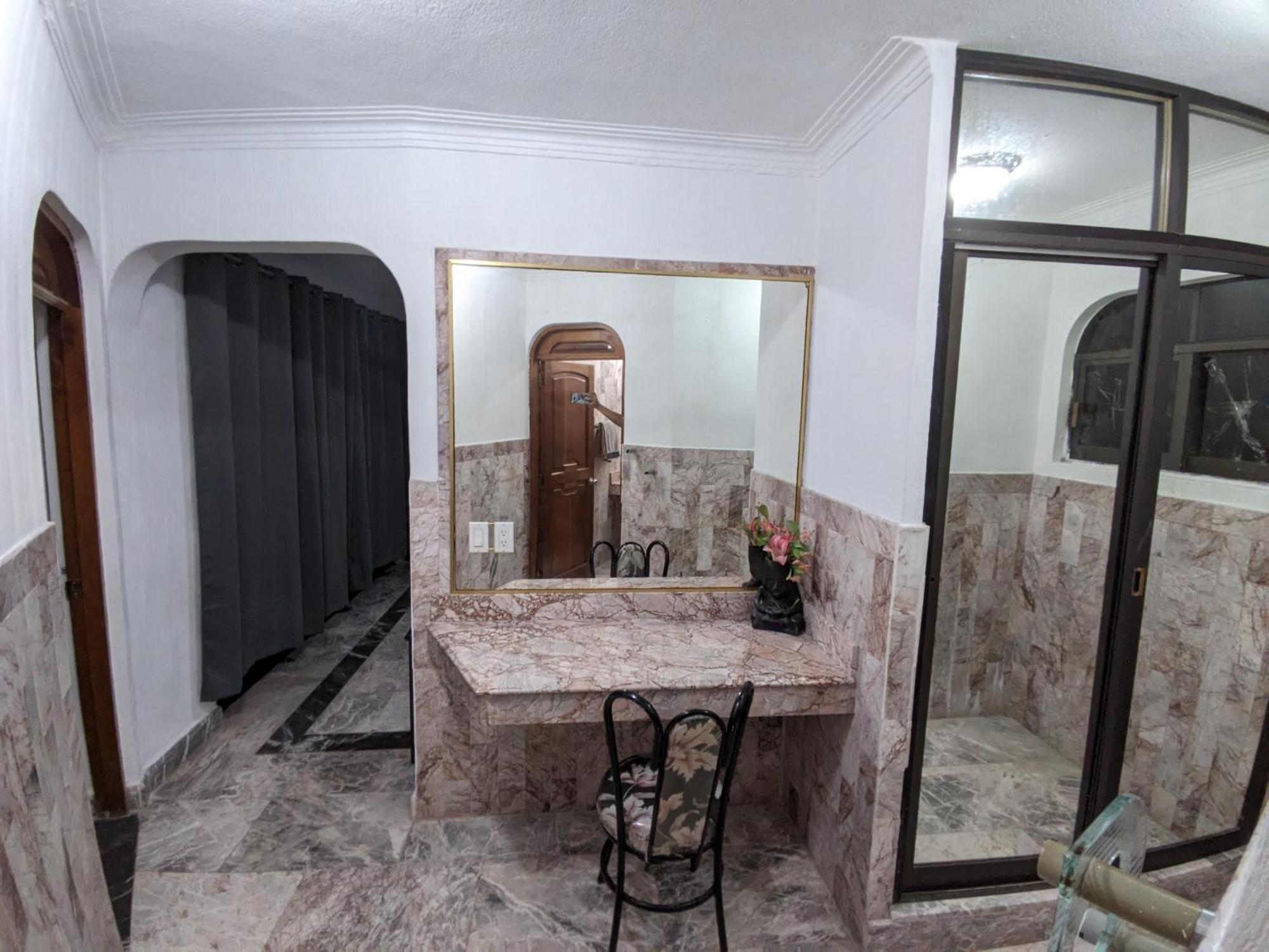 Hermosa Casa Con Alberca Marina Brisas San Gabriel Villa Acapulco