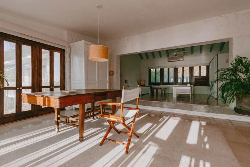 Casa De Piedra *