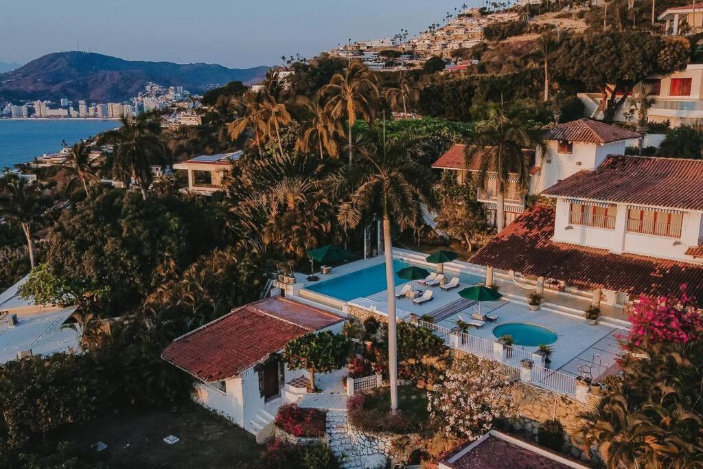 Casa De Piedra