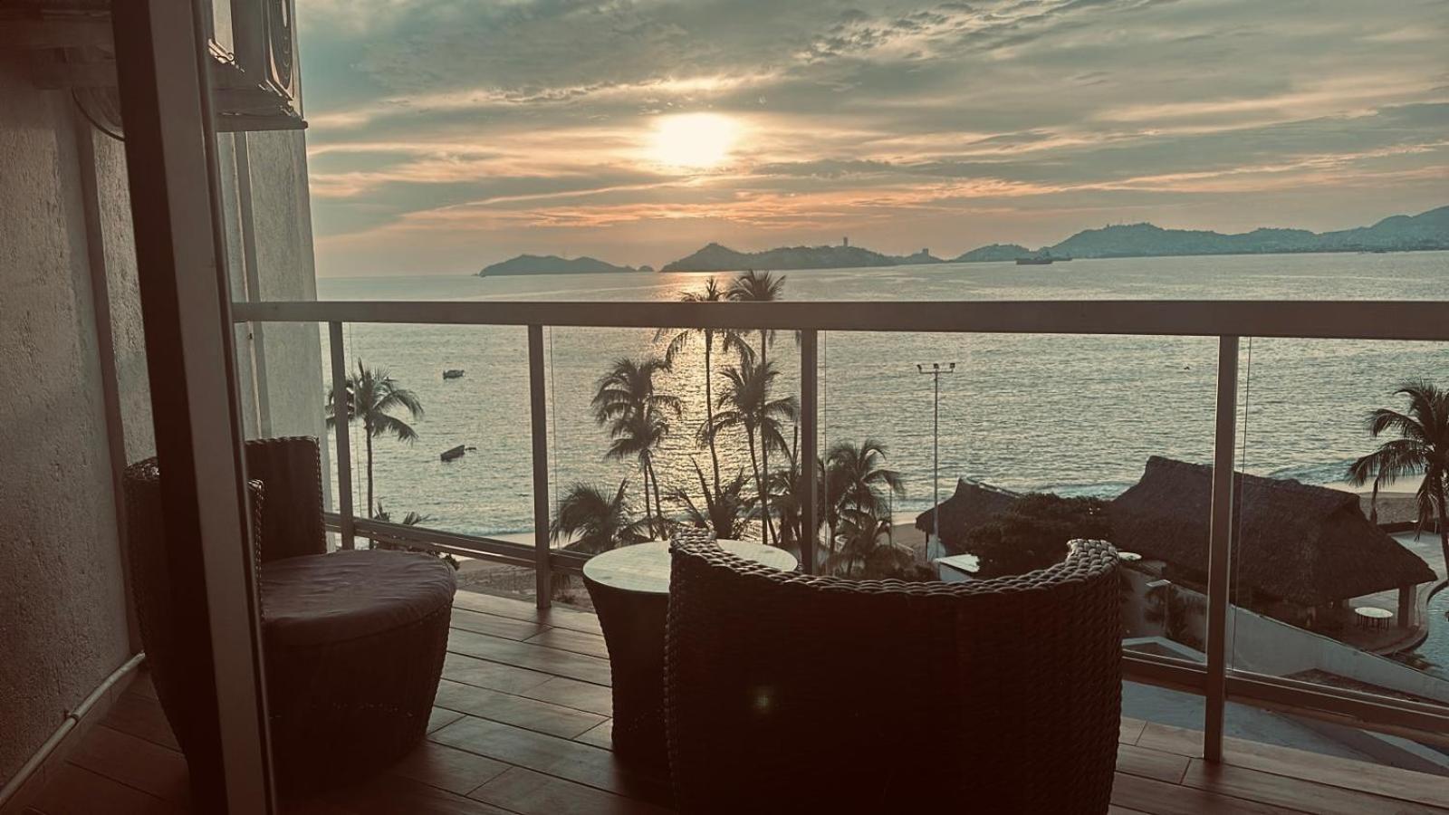 Apartamento Depa A Orilla De Playa Y Vista Al Mar Acapulco