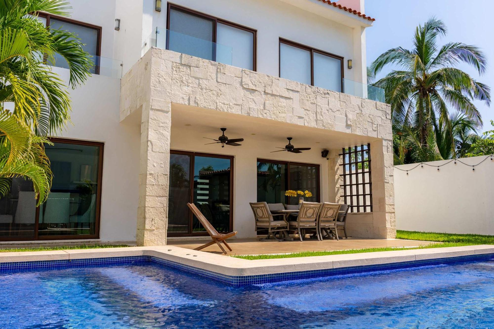Modern House 3 Bedrooms & Pool Сasa de vacaciones Acapulco