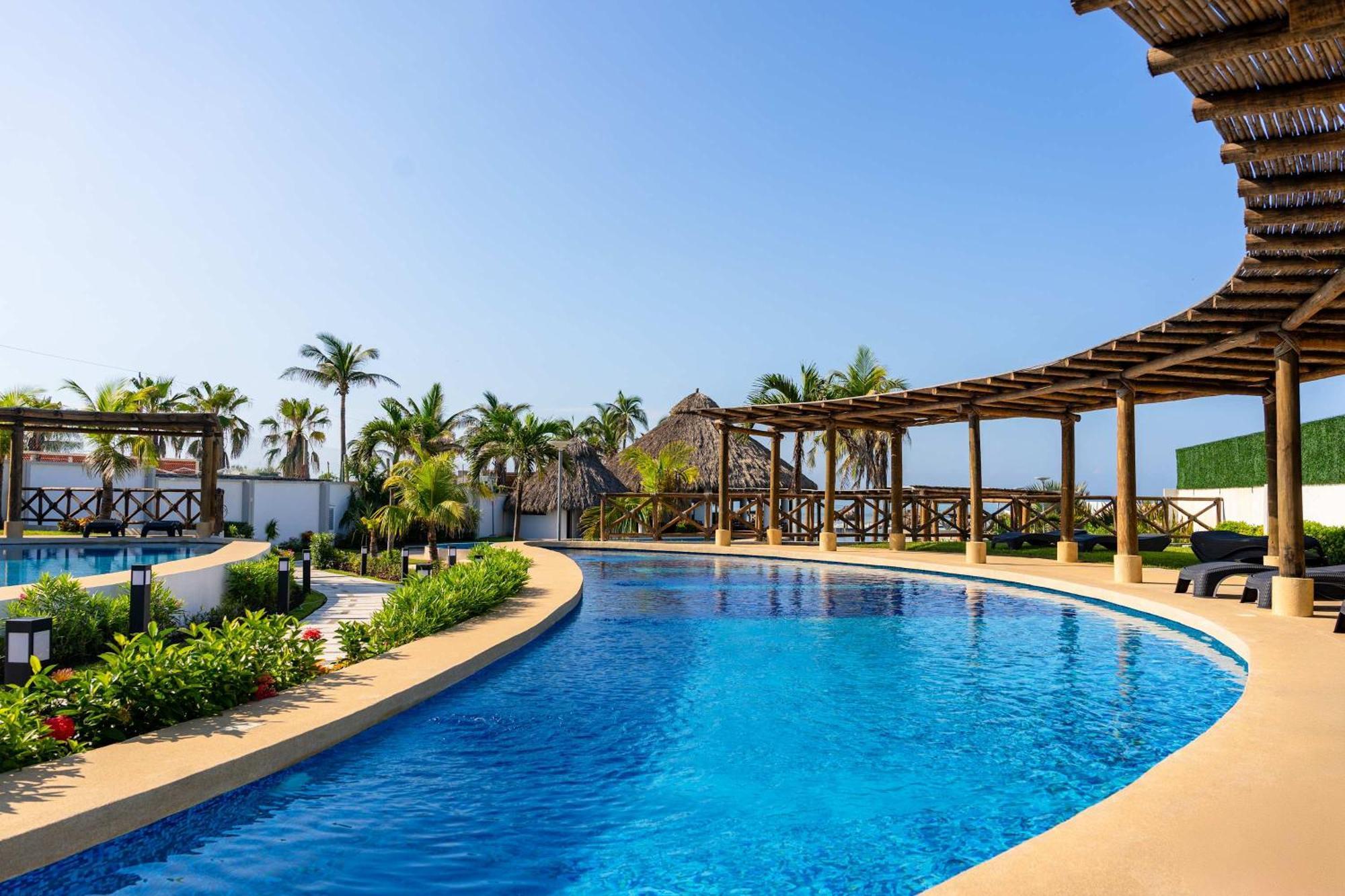 Сasa de vacaciones Modern House 3 Bedrooms & Pool