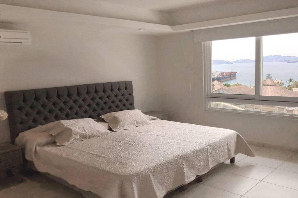 Penthouse En Brisas Apartment Acapulco