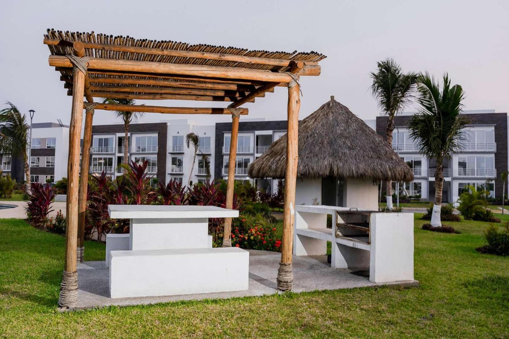 Family Pool 4 Bedroom Apartamento