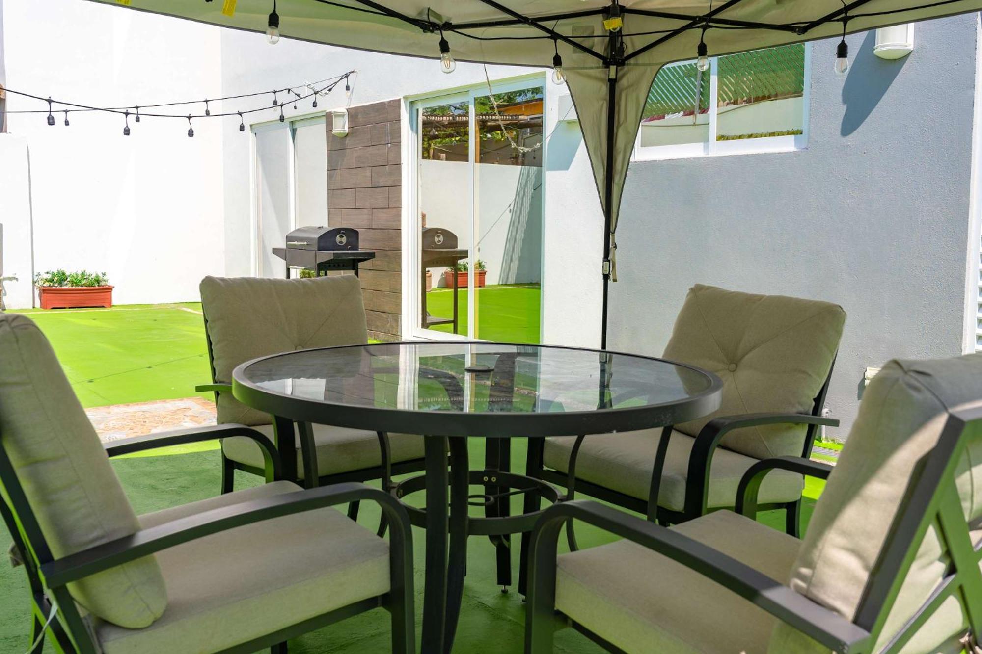 Family Pool 4 Bedroom Apartamento *