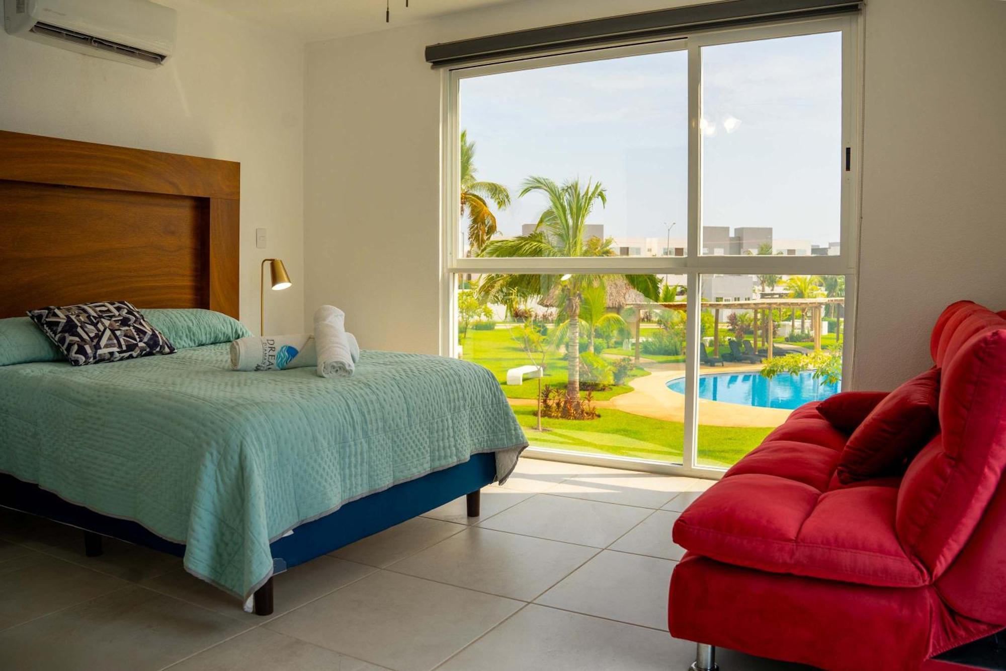Modern Private Dreams Diamante Acapulco