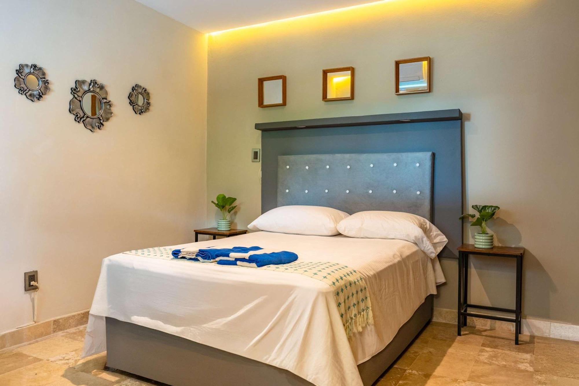 Family With 3 Bedrooms Pool & Hot Tub * Acapulco