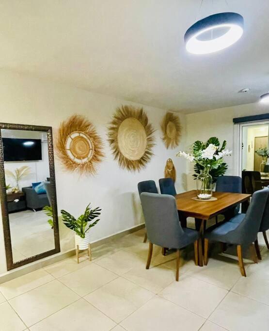 Apartamento Aries Con Club De Playa Torre 5 *