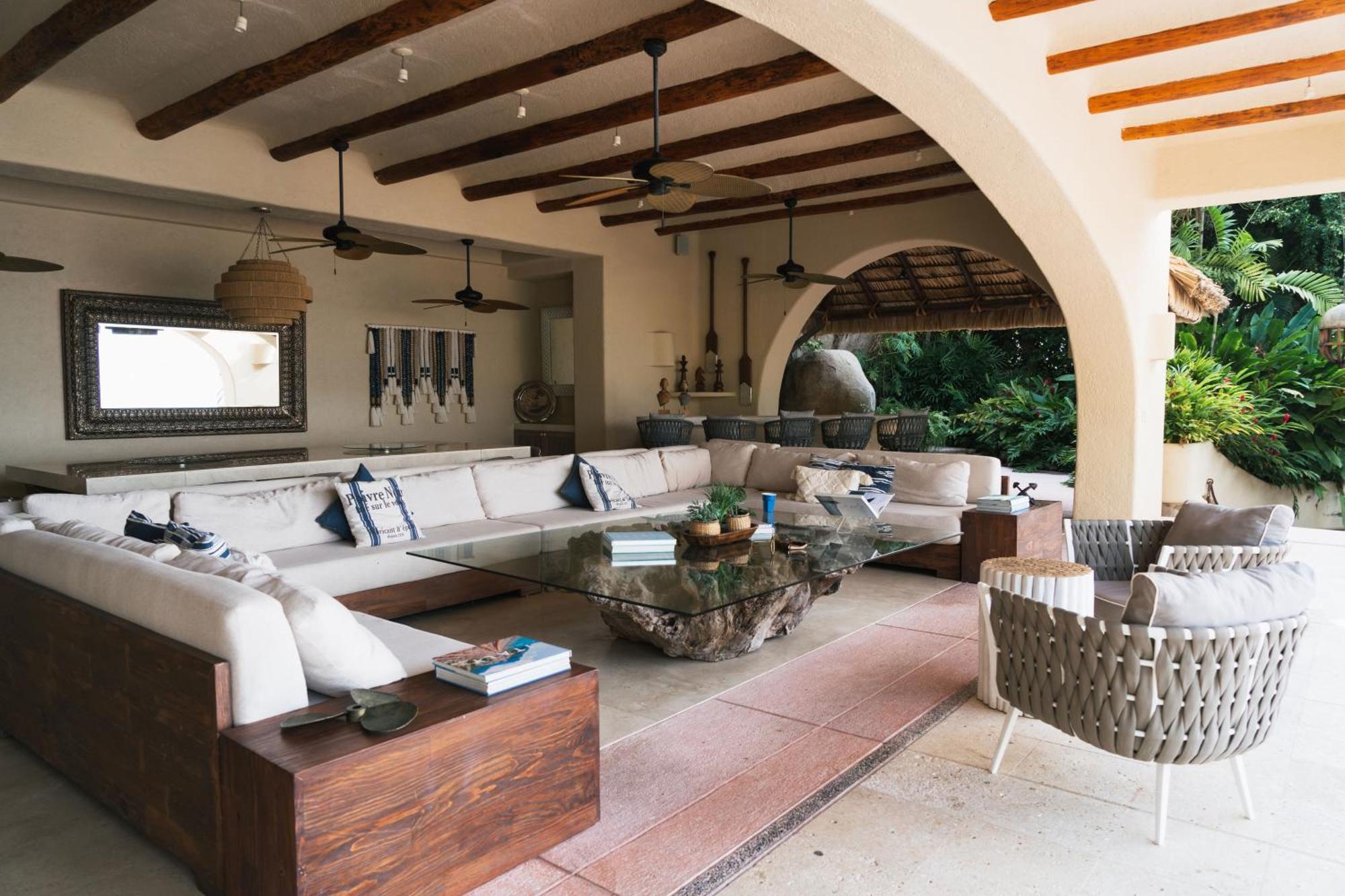 Villa Allegro, Brisas