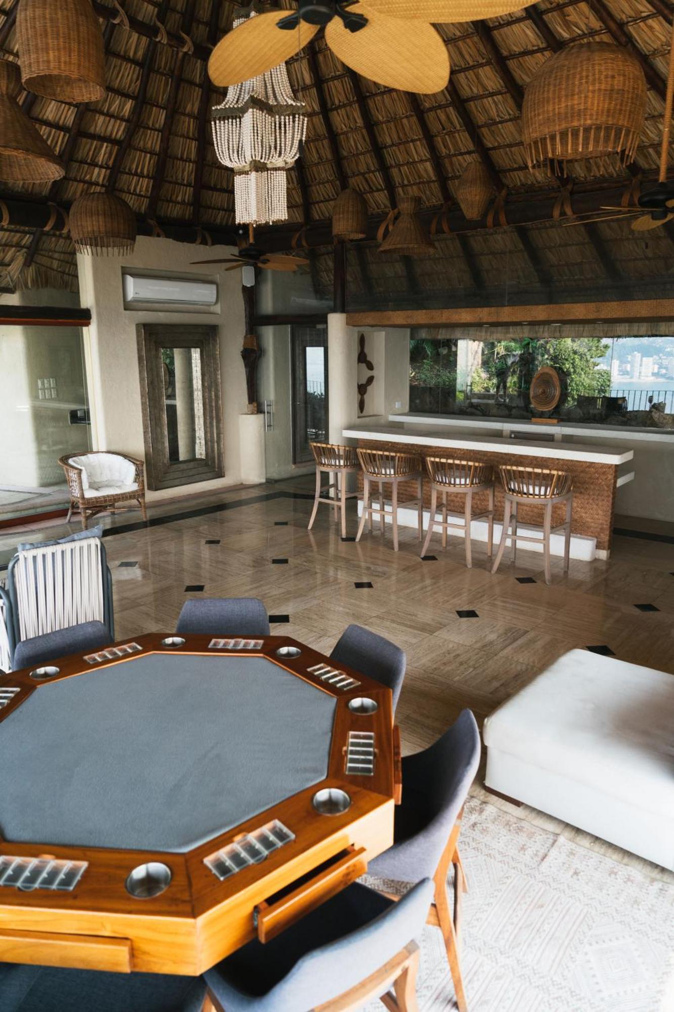Allegro, Brisas Villa