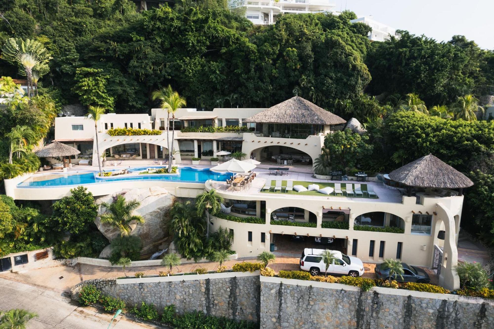 Allegro, Brisas * Acapulco