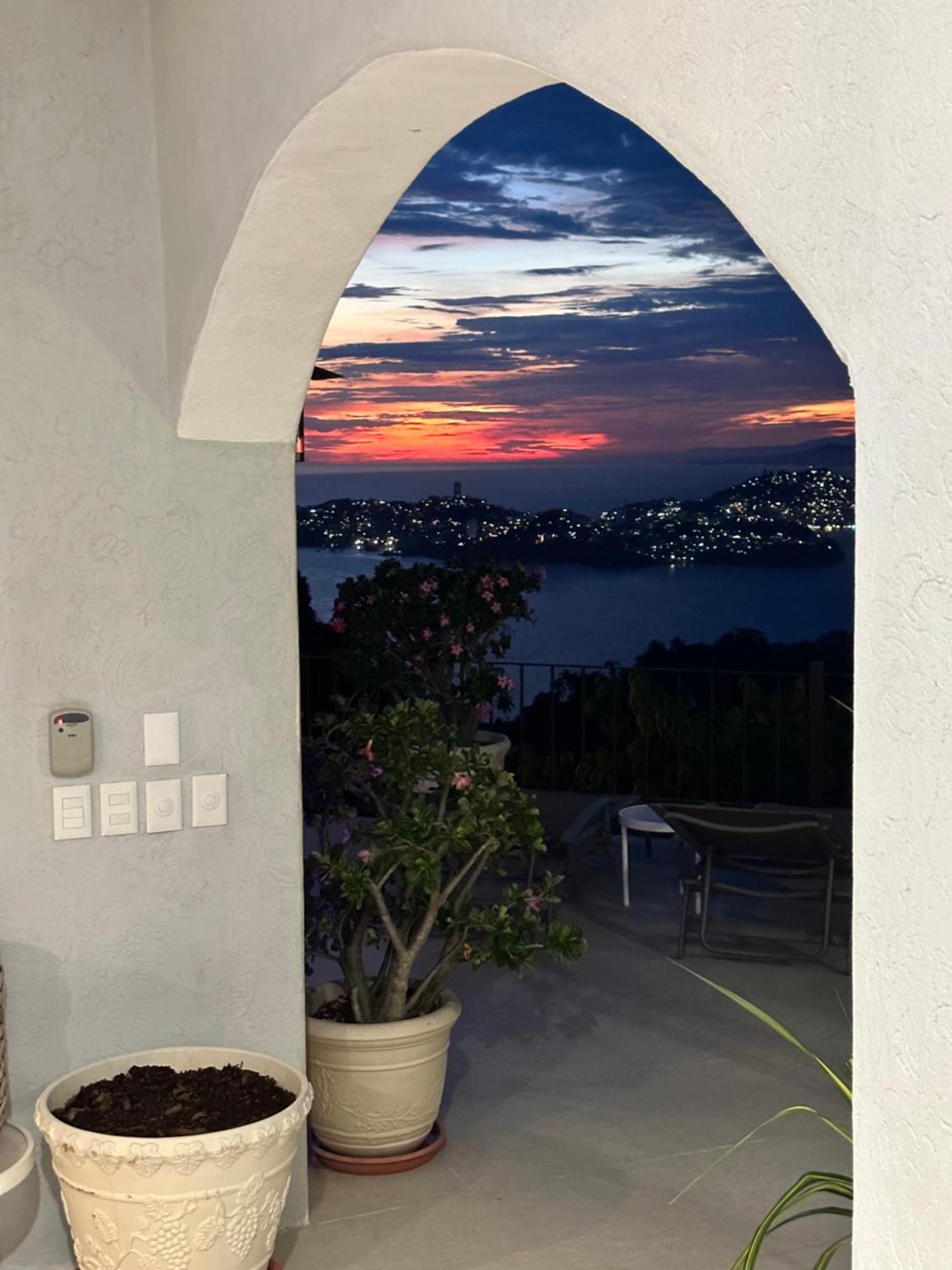 Villa San Sebastian, Celajes