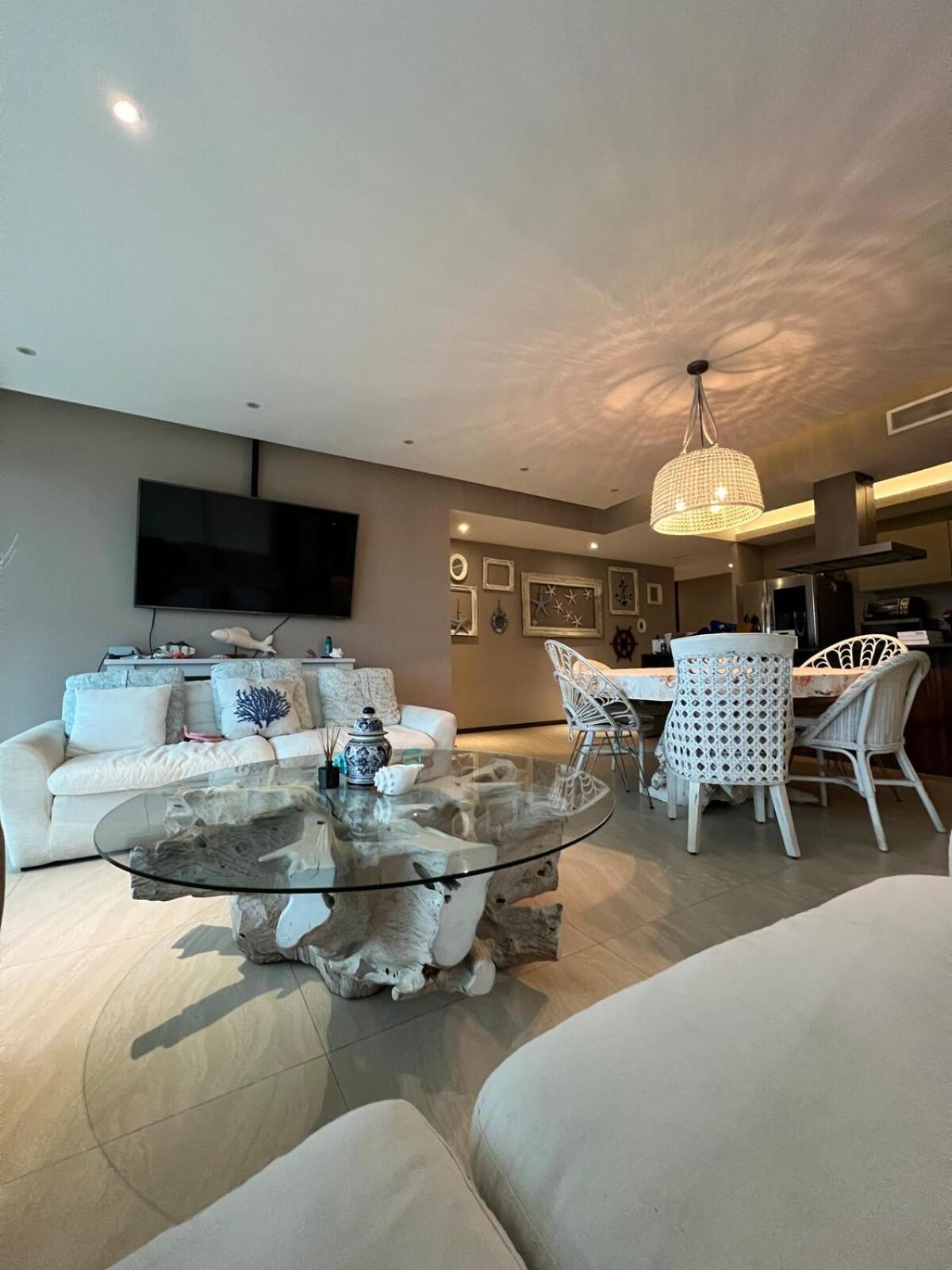 Diamante La Isla Residences & *