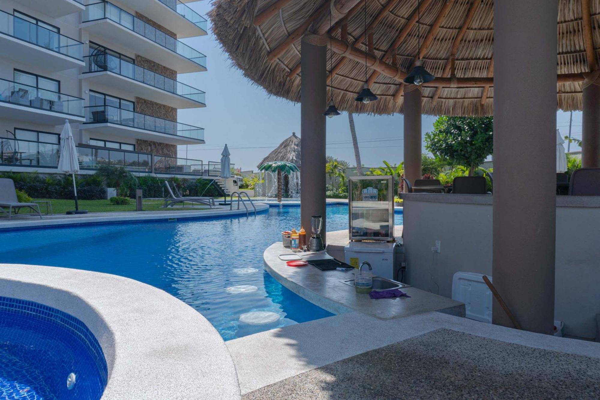 With Pool 3 Beds In Acapulco