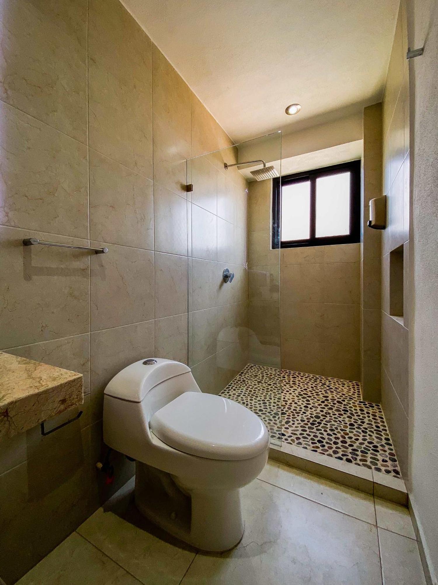 With Pool 3 Beds In