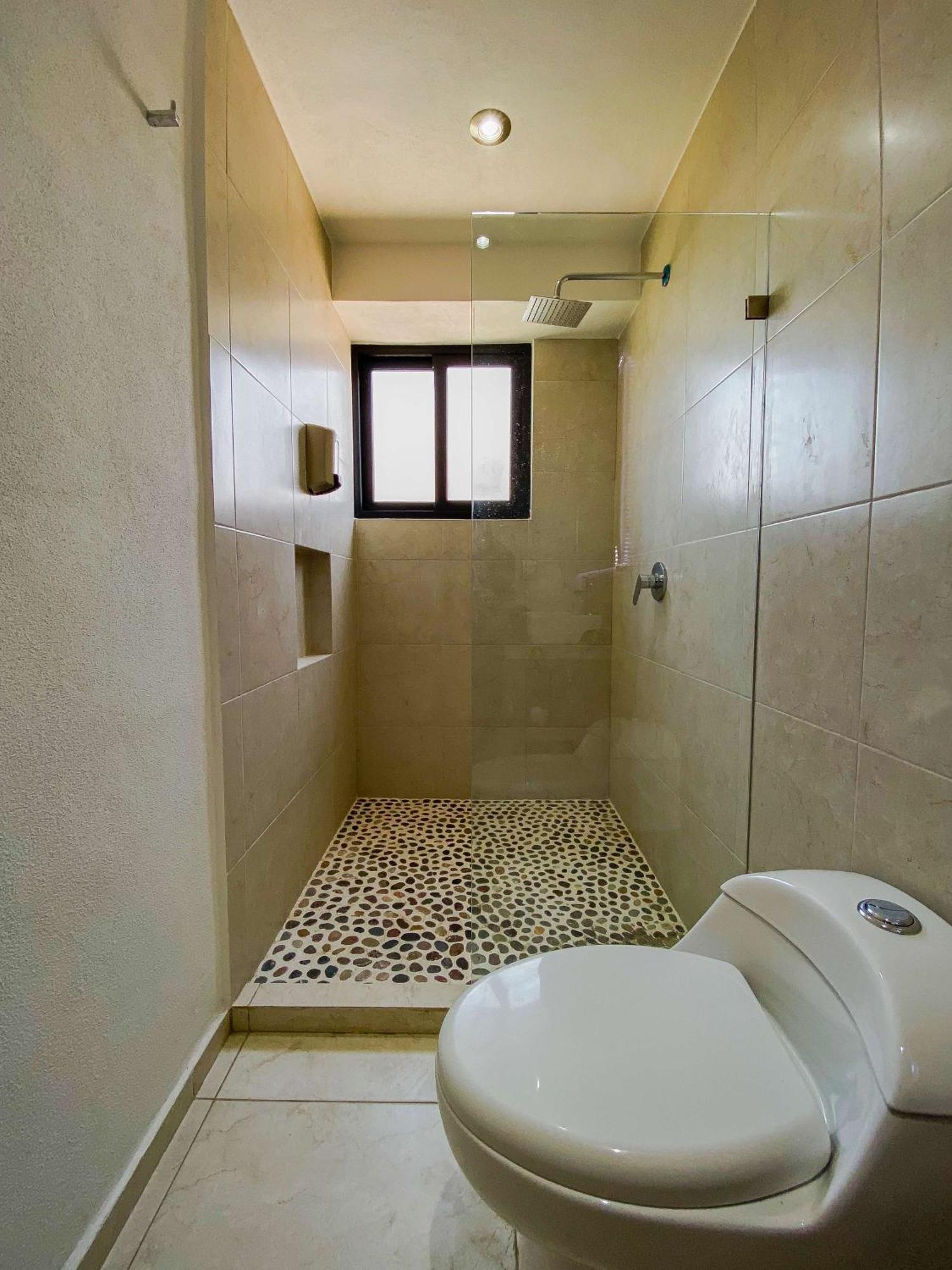 With Pool 3 Beds In