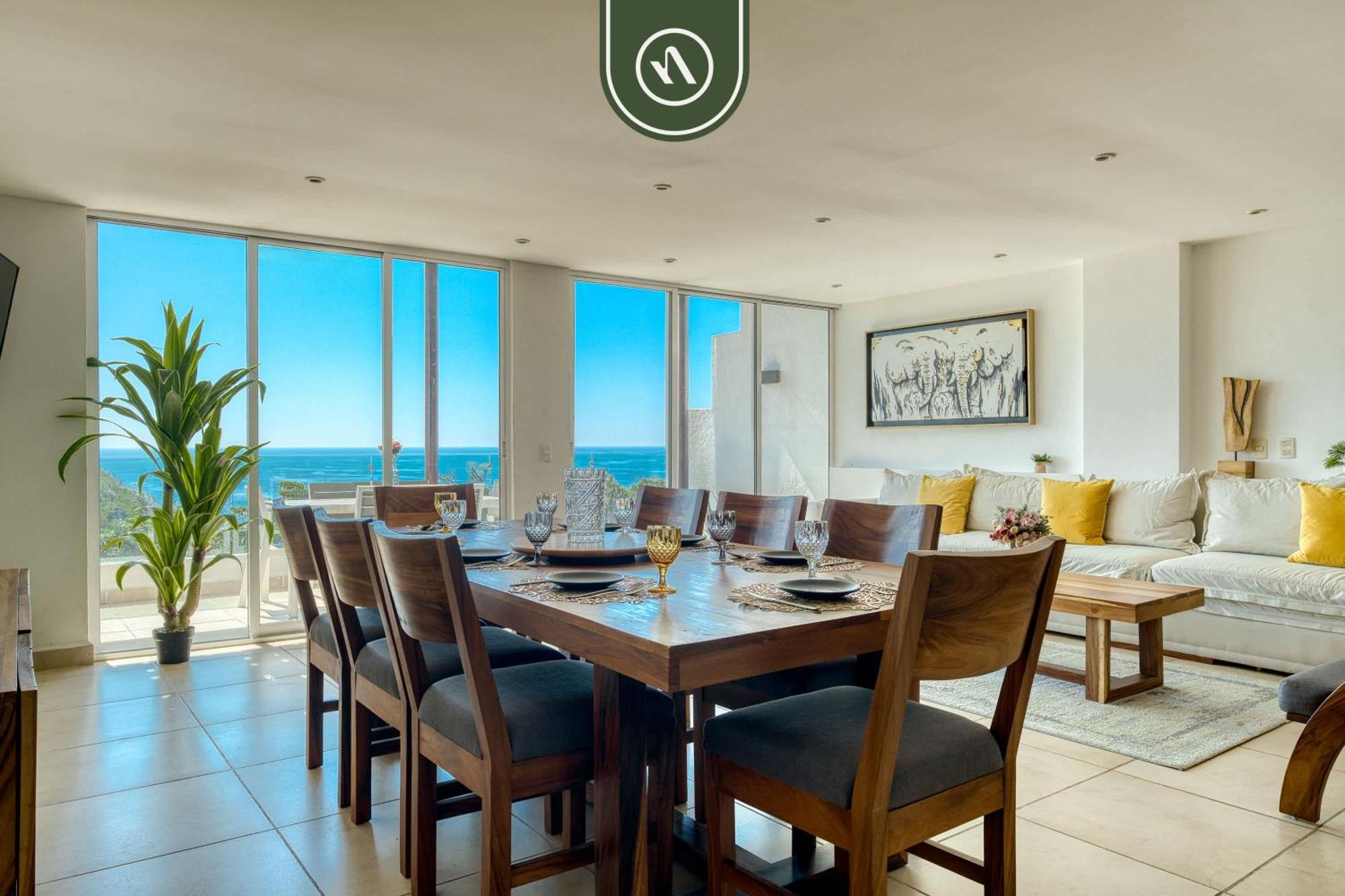Amazing 3 Bedroom Penthouse With Beachclub