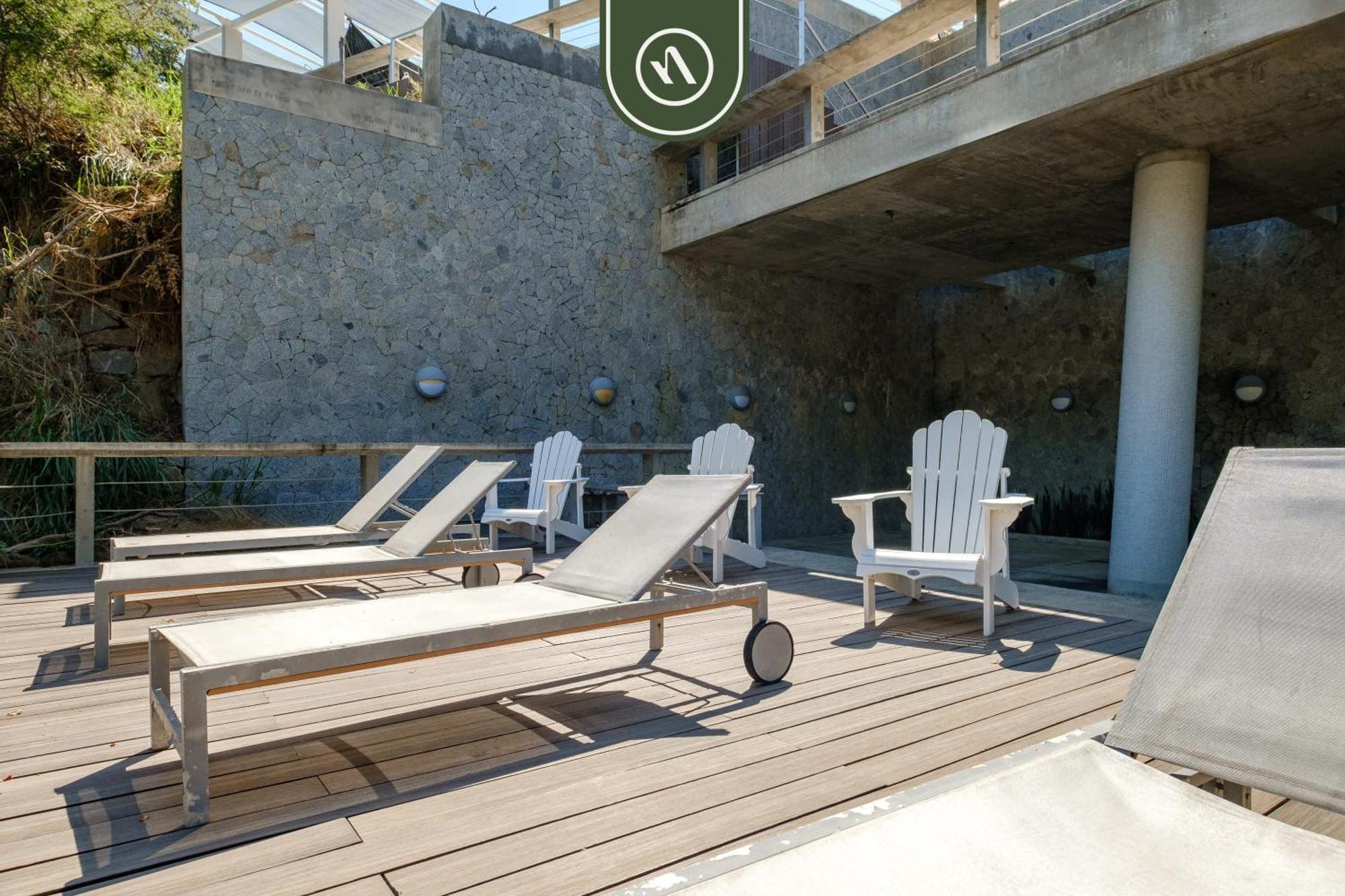Amazing 3 Bedroom Penthouse With Beachclub * Acapulco