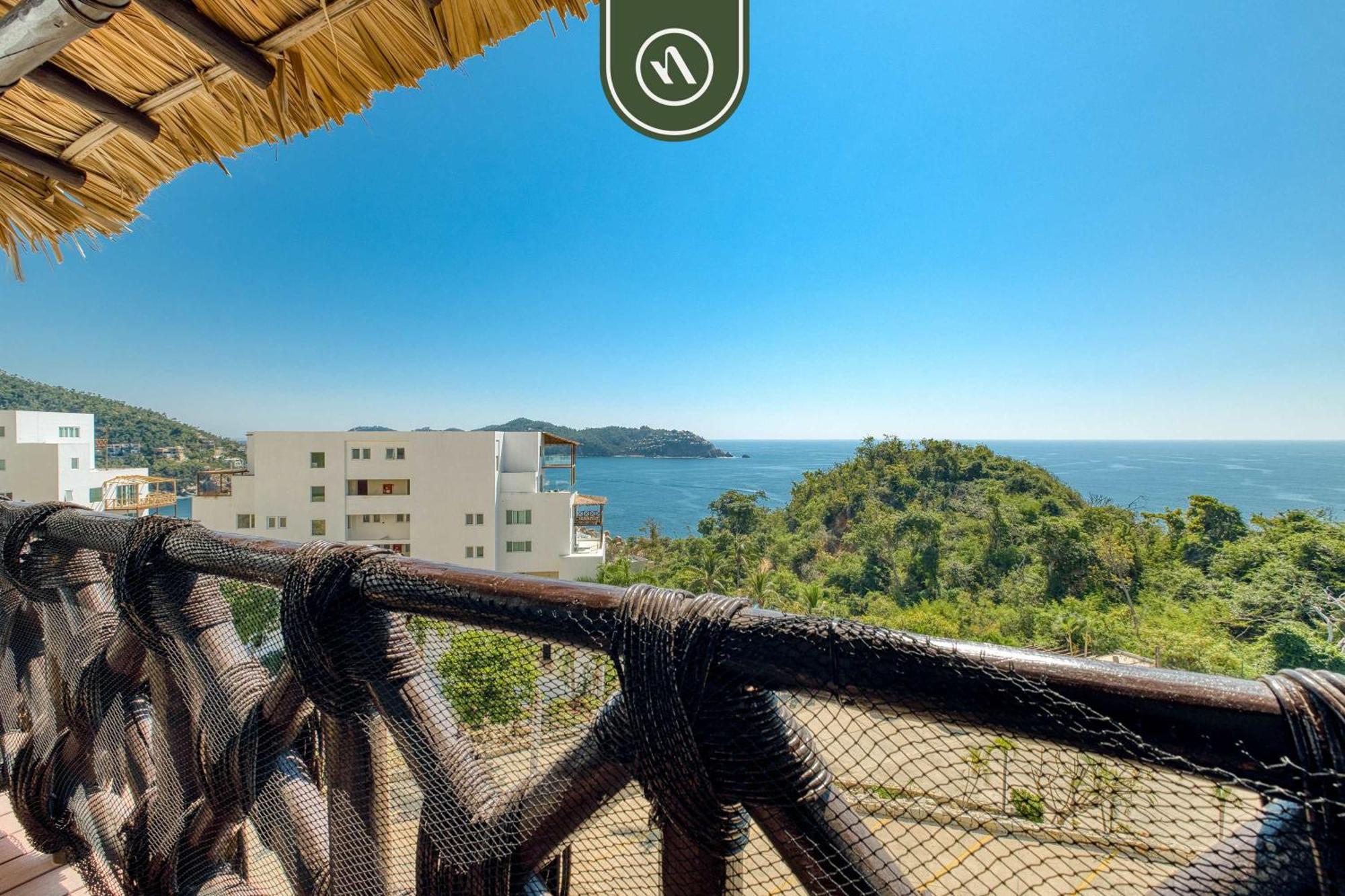 Amazing 3 Bedroom Penthouse With Beachclub * Acapulco