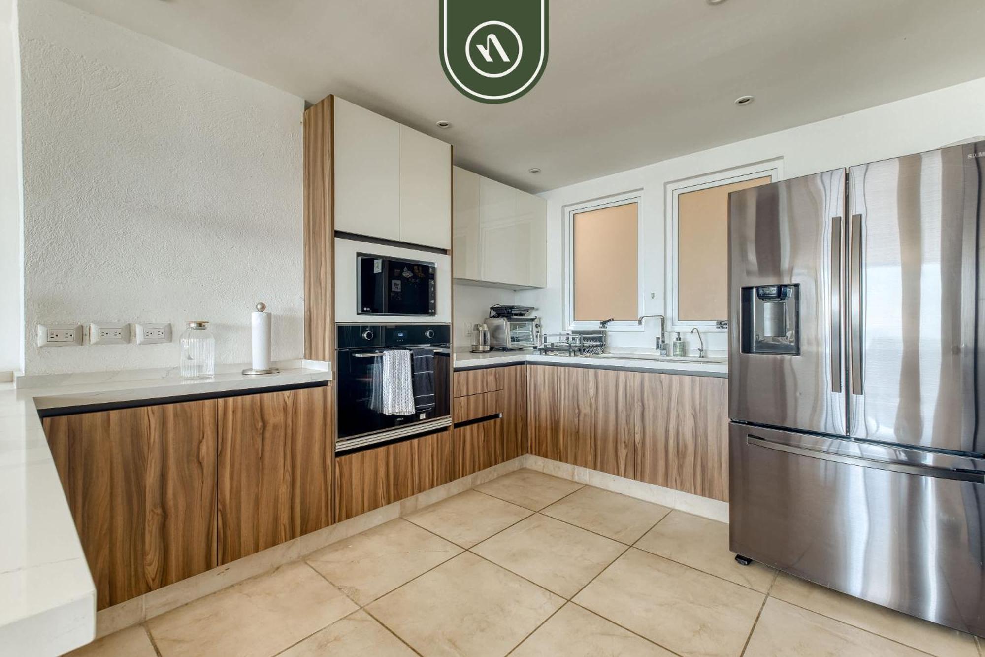 Amazing 3 Bedroom Penthouse With Beachclub * Acapulco