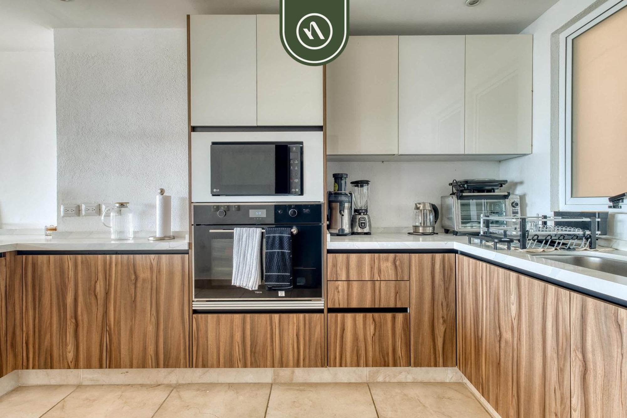 Amazing 3 Bedroom Penthouse With Beachclub Apartamento
