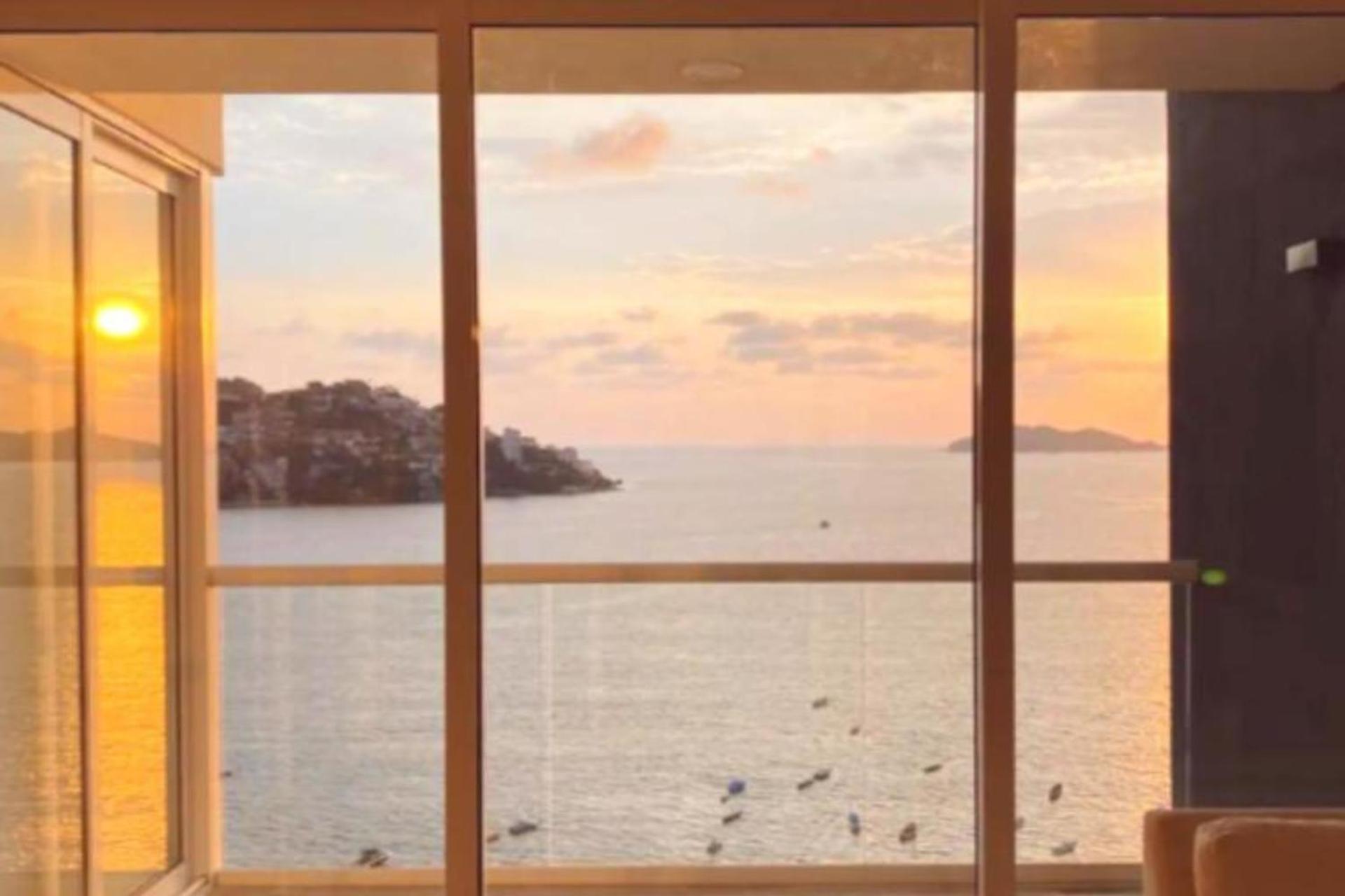 Apartamento Frente Al Mar En *