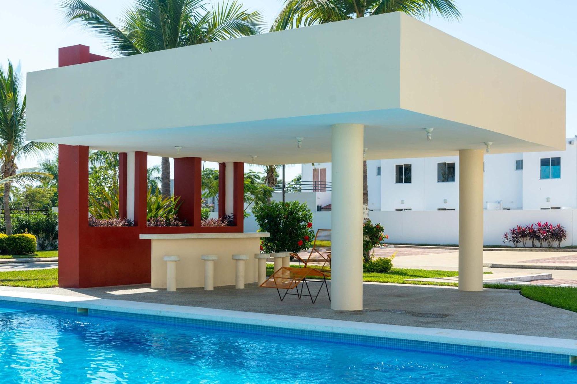 Family House With Pool 10 Min Airport Acapulco
