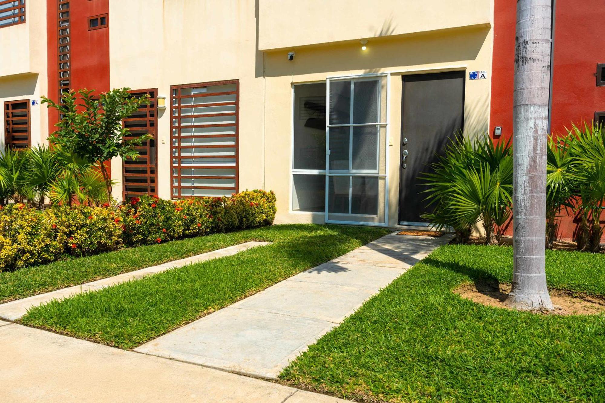 Family House With Pool 10 Min Airport * Acapulco