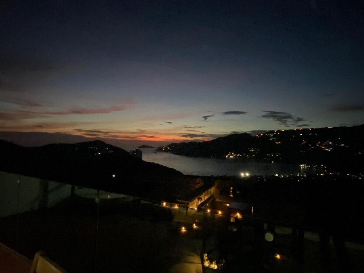 Exclusivo Departamento Con Vista Al Mar, Alberca Y Gimnasio * Acapulco