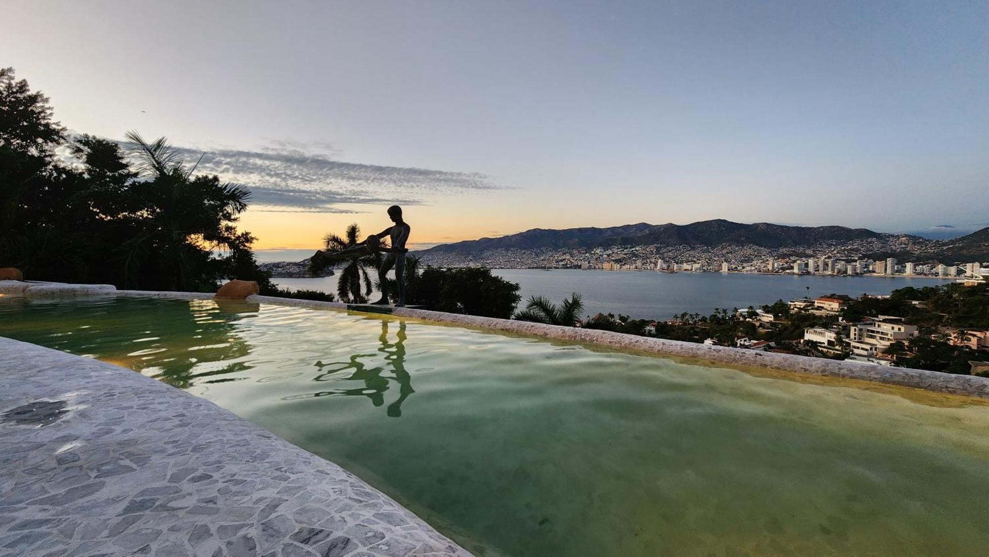 Hermosa Villa