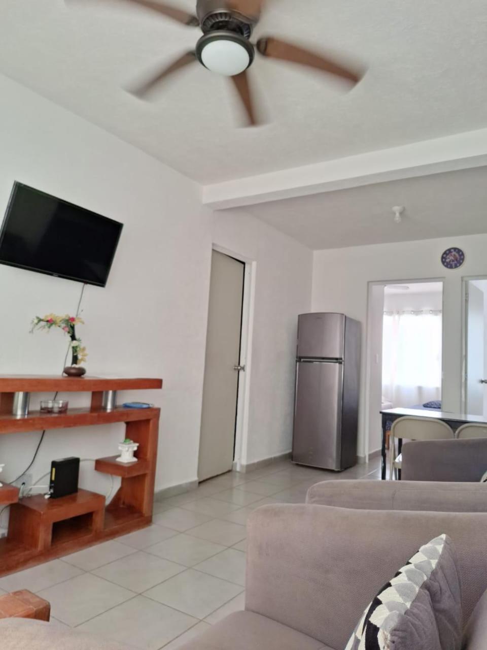 Apartamento Departamento En Diamante Con Alberca, Camastros Y Hermosos Jardines *