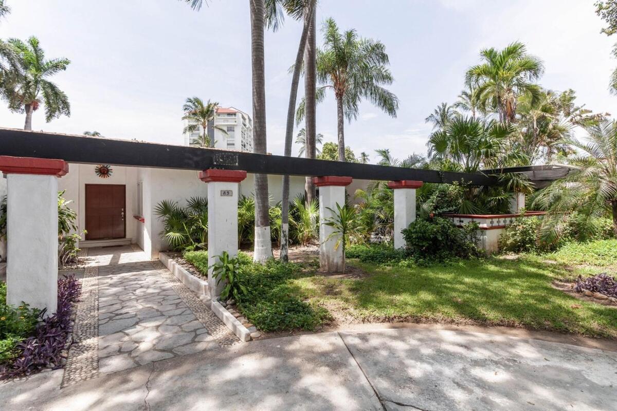 Villa With Private Pool And Security Acapulco