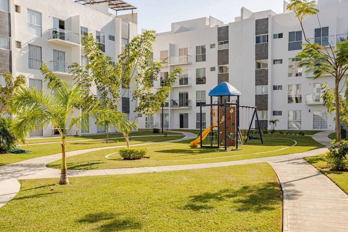 Apartamento Departamento En Planta Baja Acceso Directo A La Alberca *