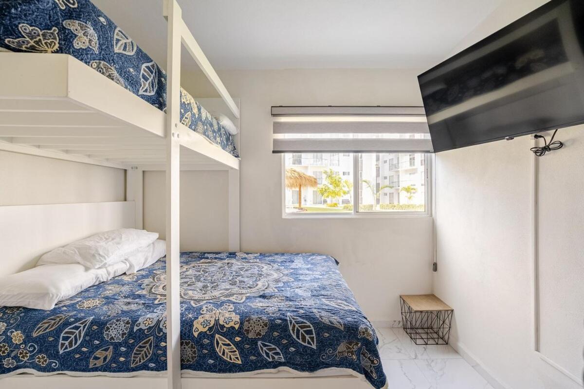Apartamento Departamento En Planta Baja Acceso Directo A La Alberca *