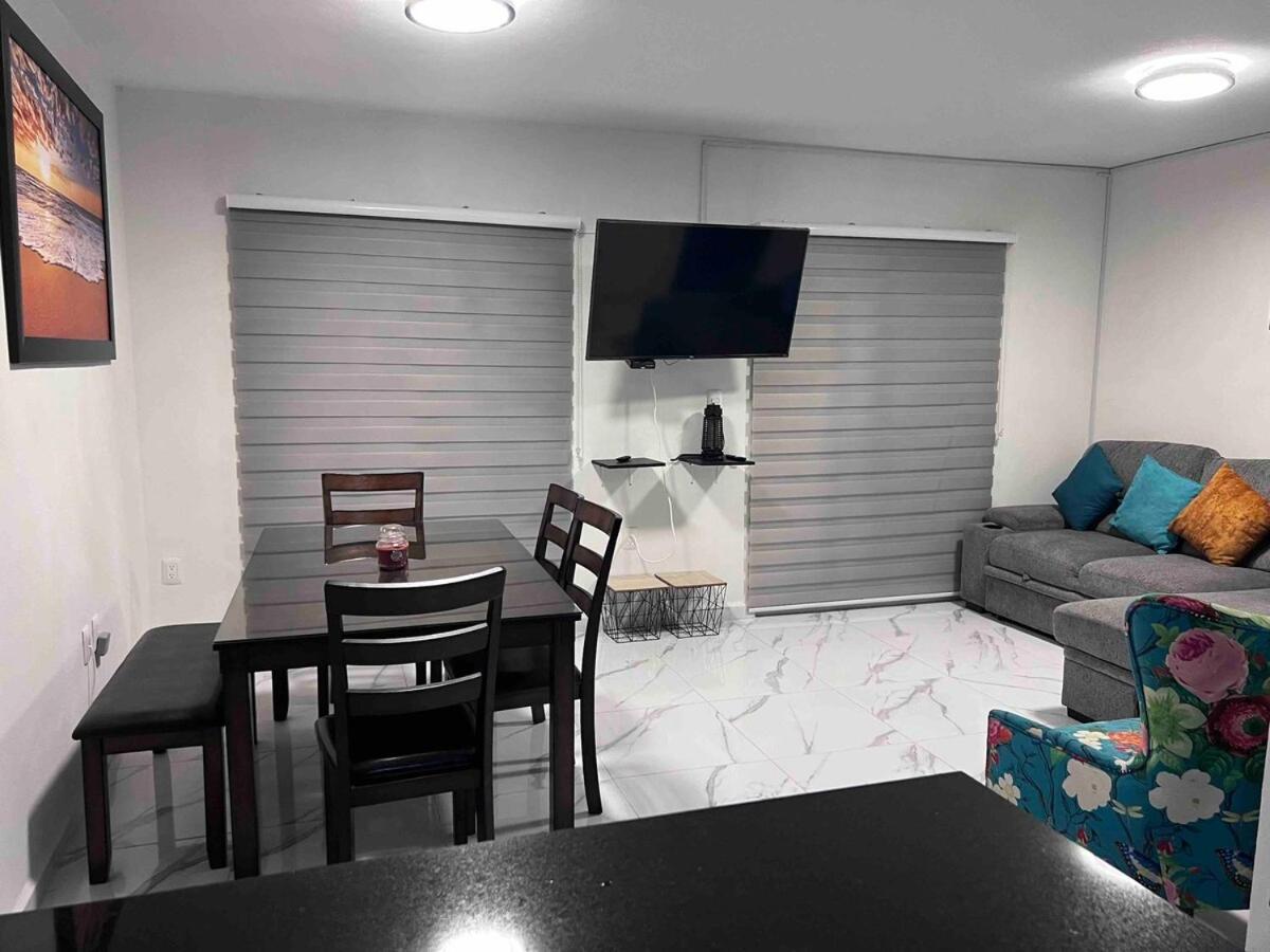 Apartamento Departamento En Planta Baja Acceso Directo A La Alberca *