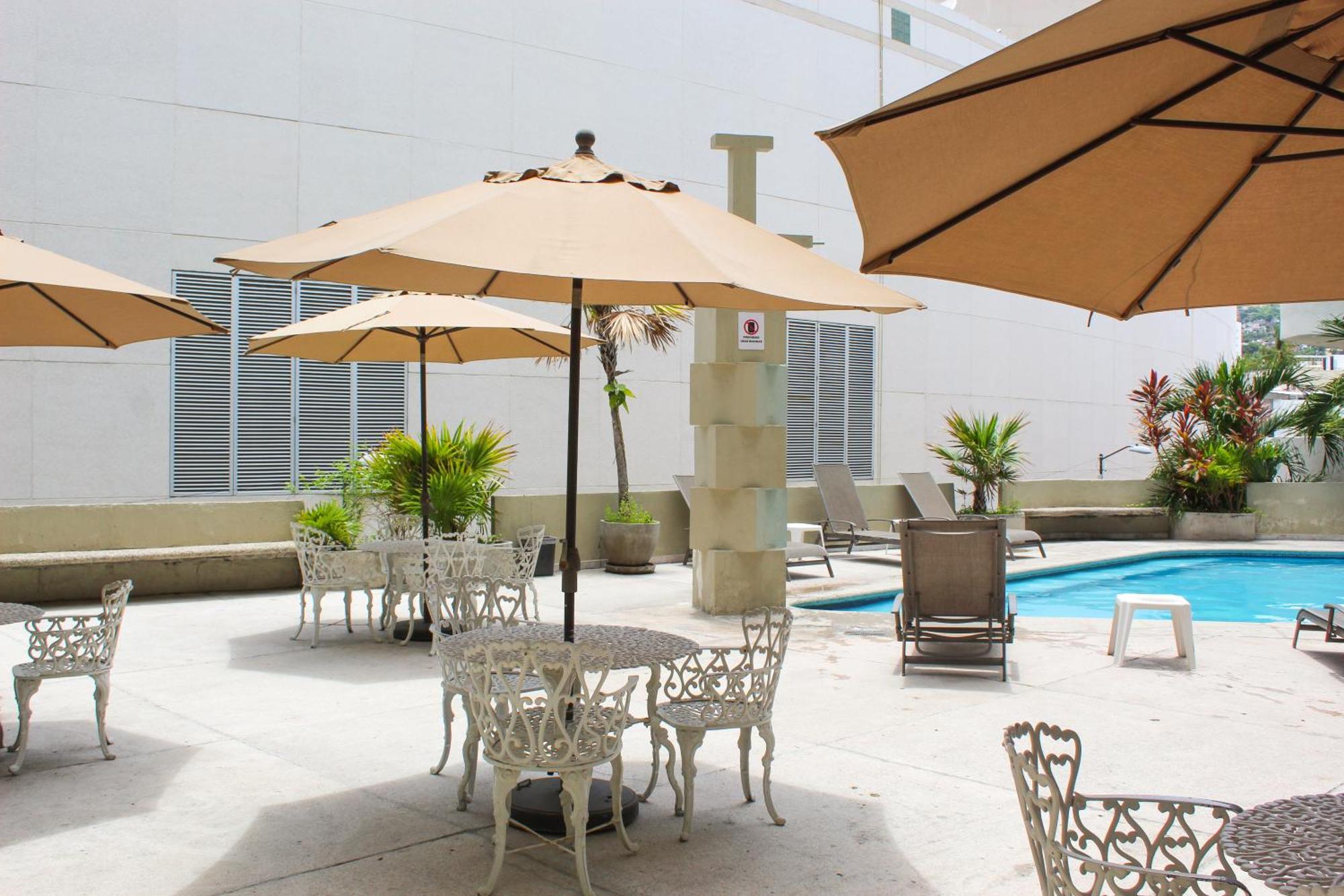 Jazmin Hotel 3*