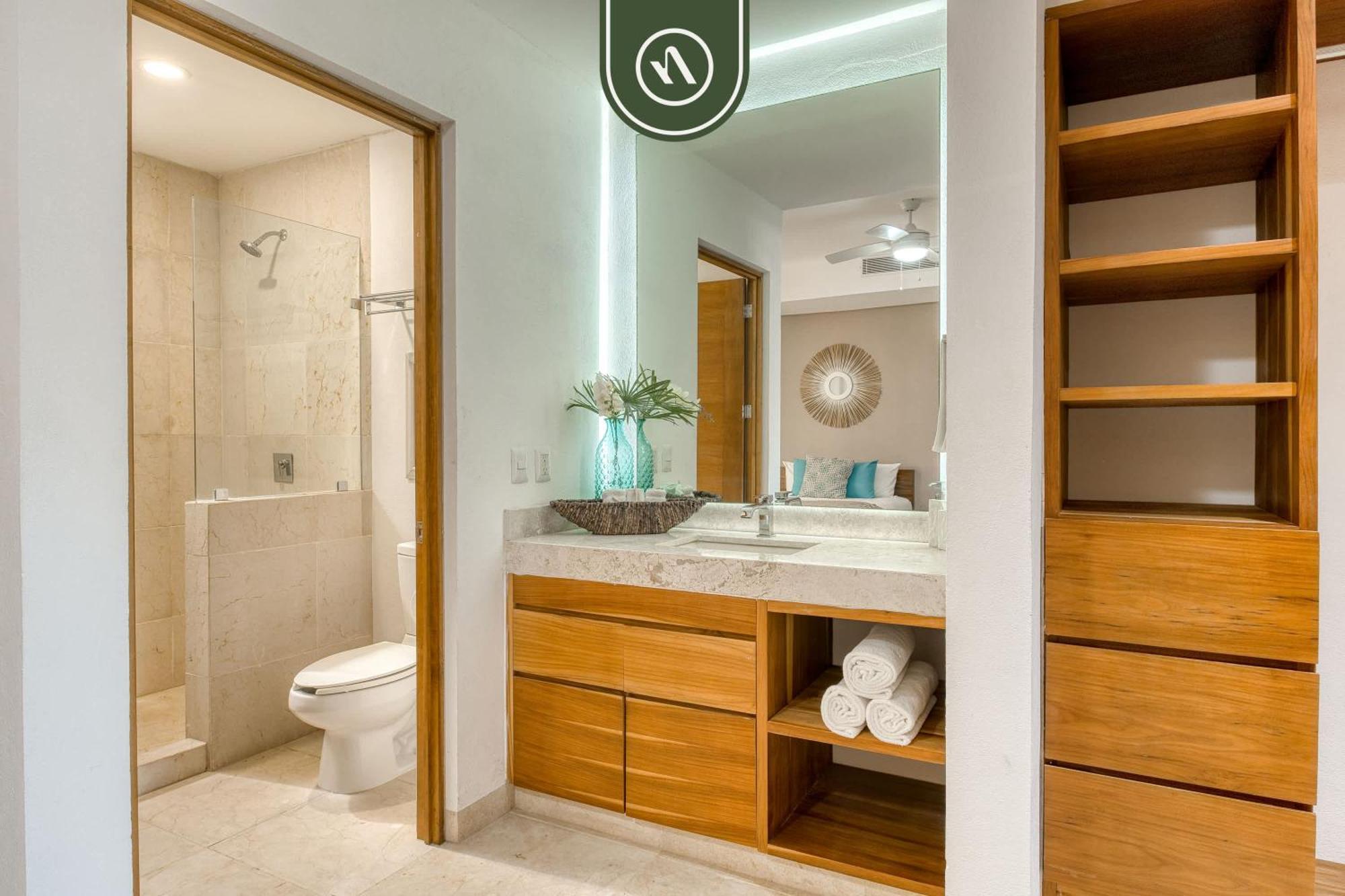 Apartment Luxury 4 Bedroom - Amazing Bay View - Pool