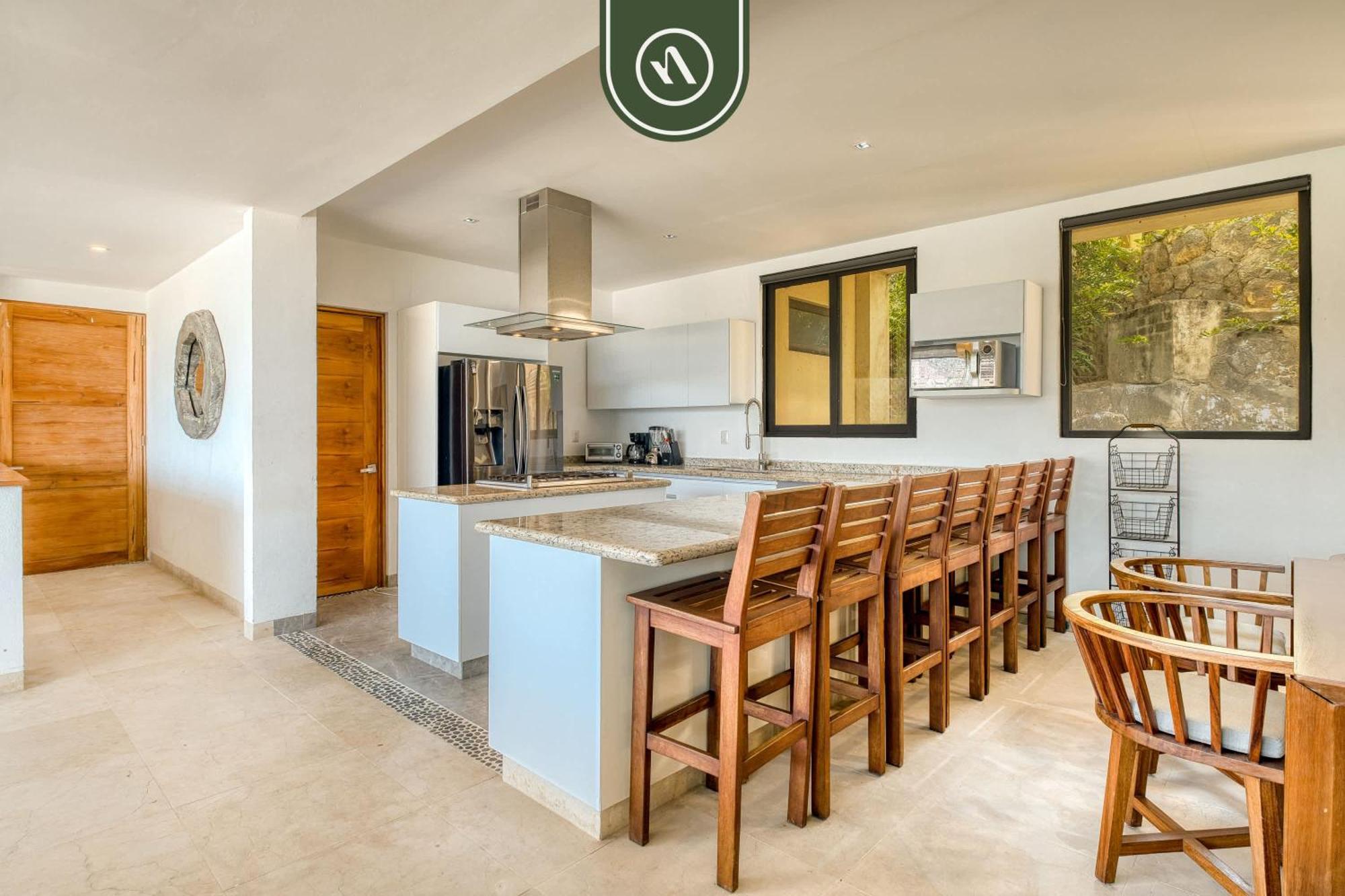 Luxury 4 Bedroom - Amazing Bay View - Pool Apartment Acapulco