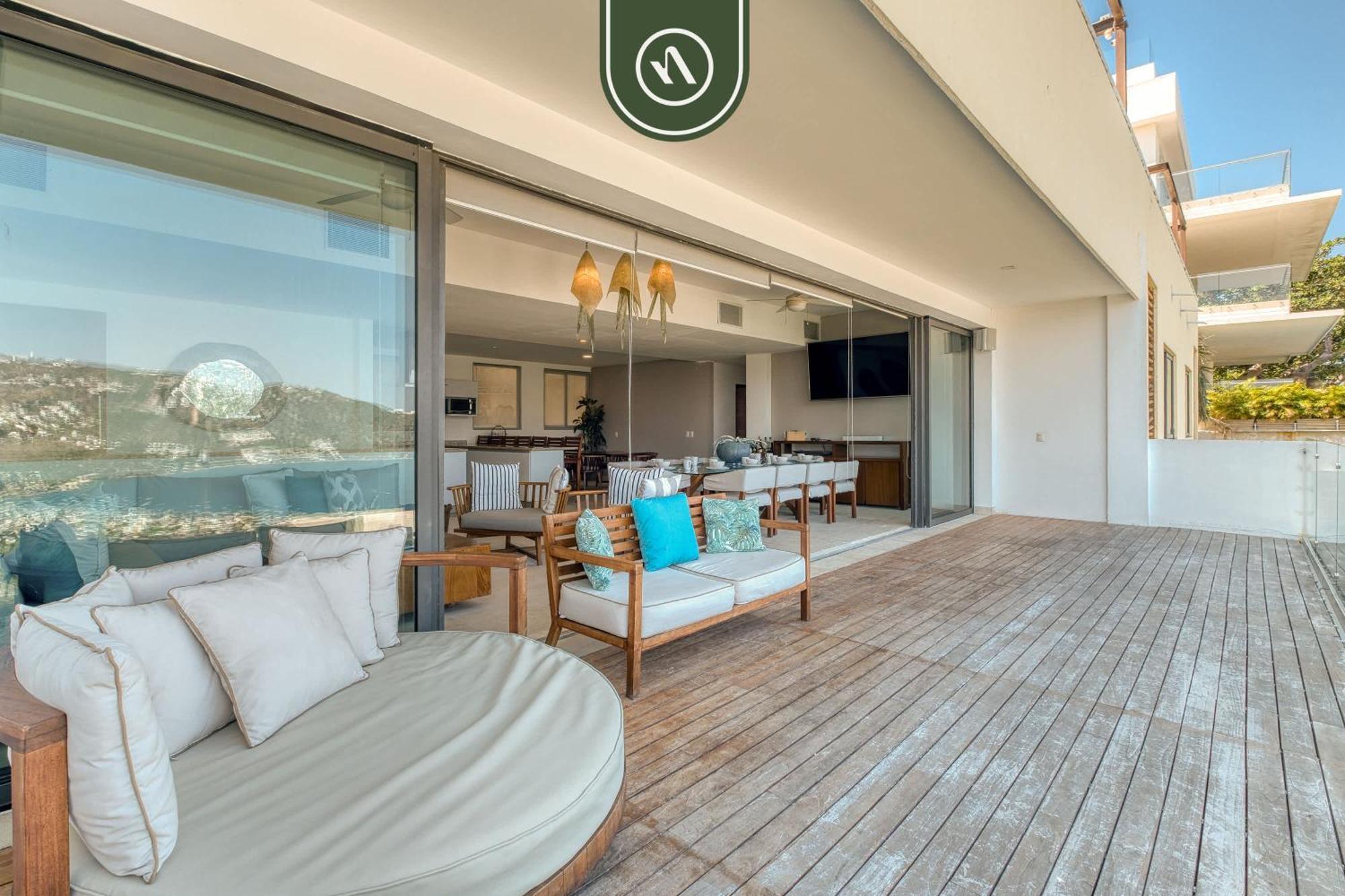 Apartment Luxury 4 Bedroom - Amazing Bay View - Pool
