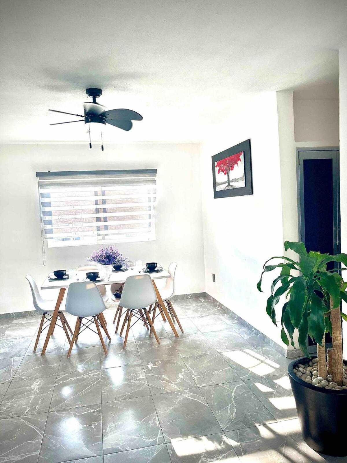 Playa Diamante 25 Amazing Family Apartment! * Acapulco