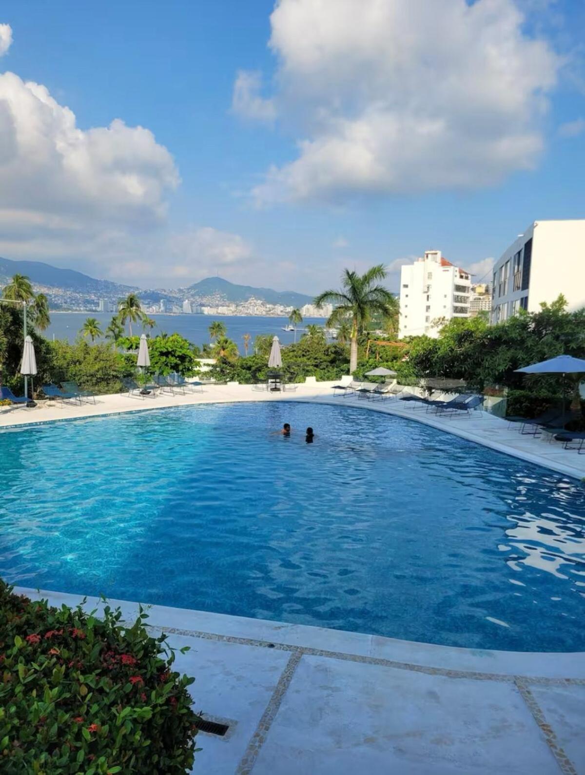 Departamento Con Vista Al Mar Sobre Costera * Acapulco