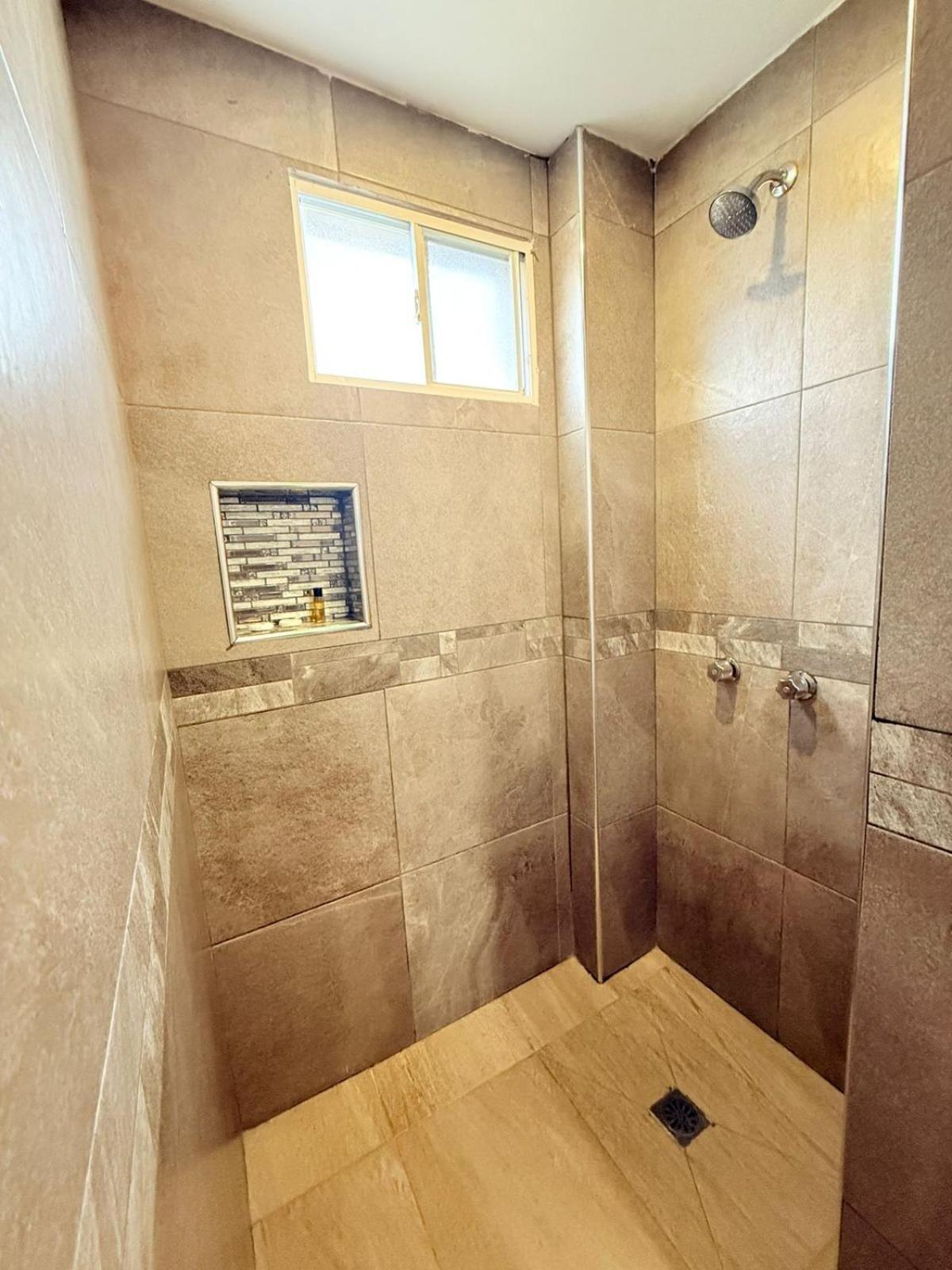 Habitación Privada, Cerca De Playa