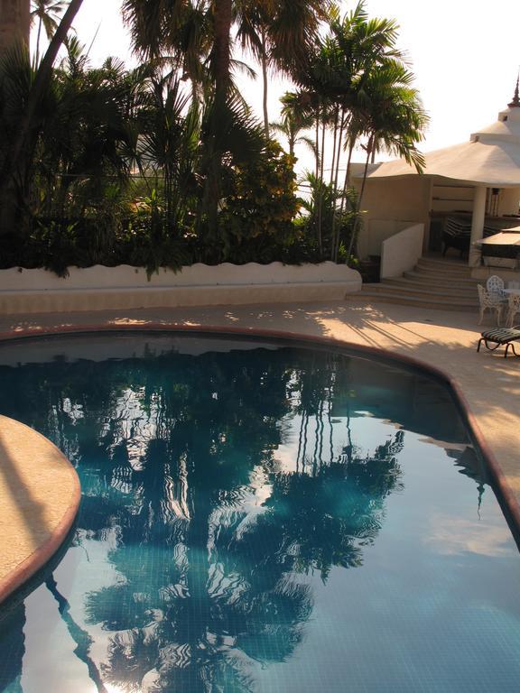 Costa Chica Comodisimo Piscina Gigante Jardines Villa