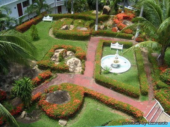 Hotel Caleta Acapulco